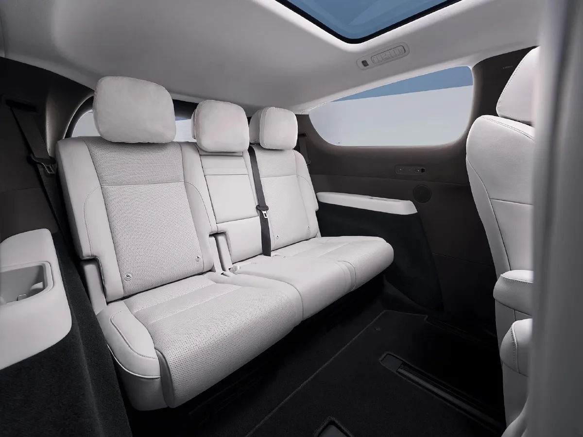 Li MEGA,autocango,china used car exporter,china ev exporter,chinese used car exporter,chinese used ev exporter