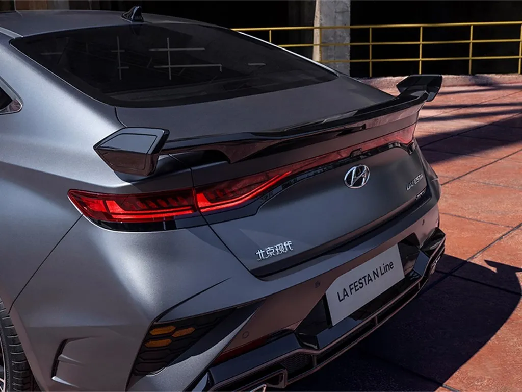 Hyundai La Festa,autocango,china used car exporter,china ev exporter,chinese used car exporter,chinese used ev exporter