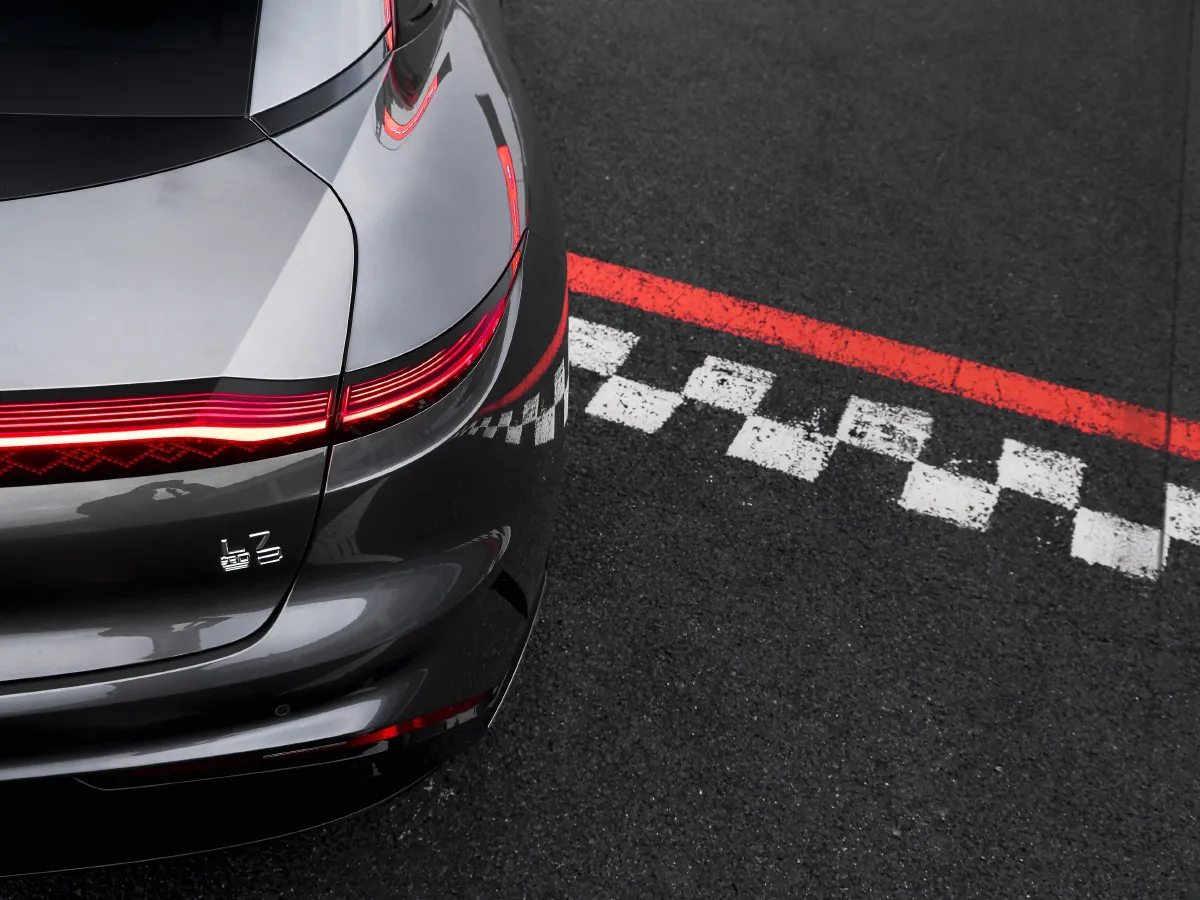 IM L7,autocango,china used car exporter,china ev exporter,chinese used car exporter,chinese used ev exporter