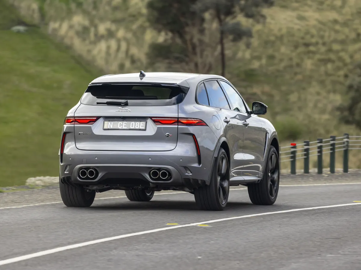 Jaguar F-PACE,autocango,china used car exporter,china ev exporter,chinese used car exporter,chinese used ev exporter