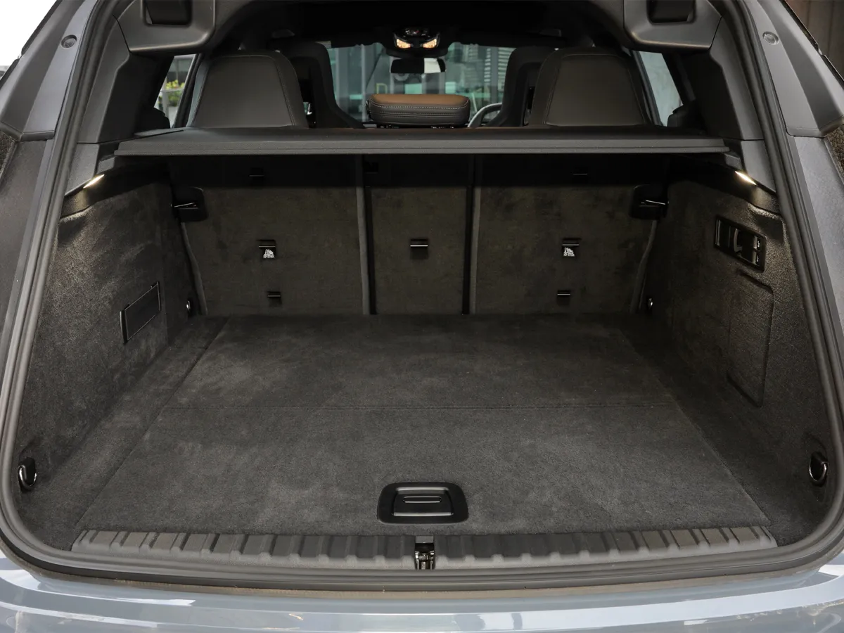 BMW iX,autocango,china used car exporter,china ev exporter,chinese used car exporter,chinese used ev exporter