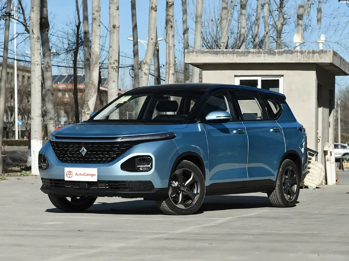 BaoJun RM-5,autocango,china used car exporter,china ev exporter,chinese used car exporter,chinese used ev exporter BaoJun RM-5,autocango,china used car exporter,china ev exporter,chinese used car exporter,chinese used ev exporter
