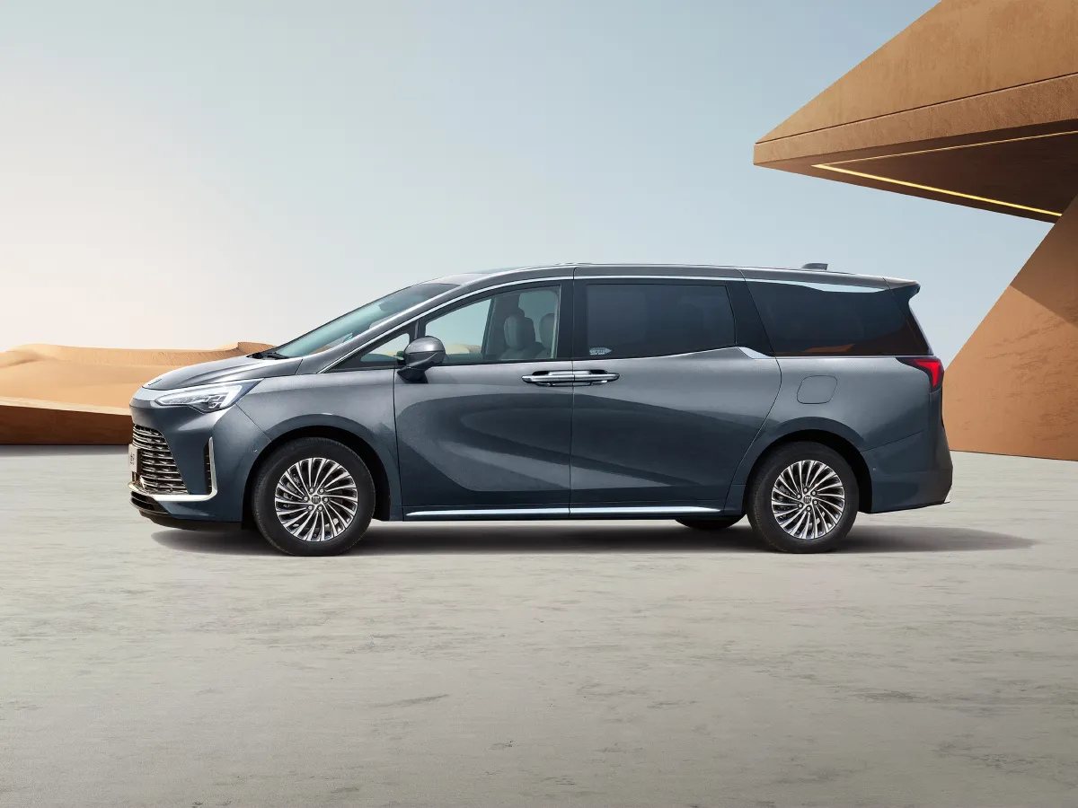 Buick Century,autocango,china used car exporter,china ev exporter,chinese used car exporter,chinese used ev exporter