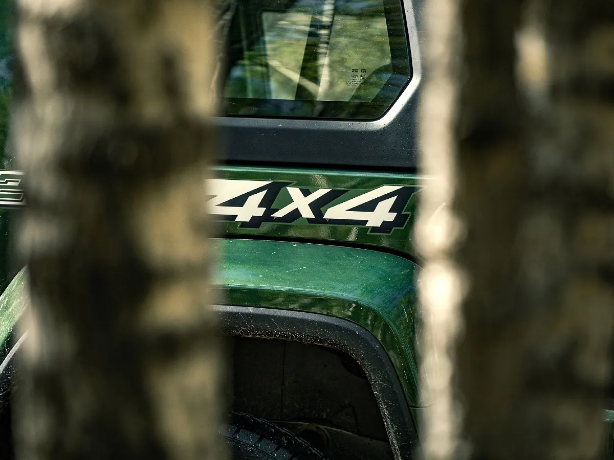 Beijing BJ40,autocango,china used car exporter,china ev exporter,chinese used car exporter,chinese used ev exporter