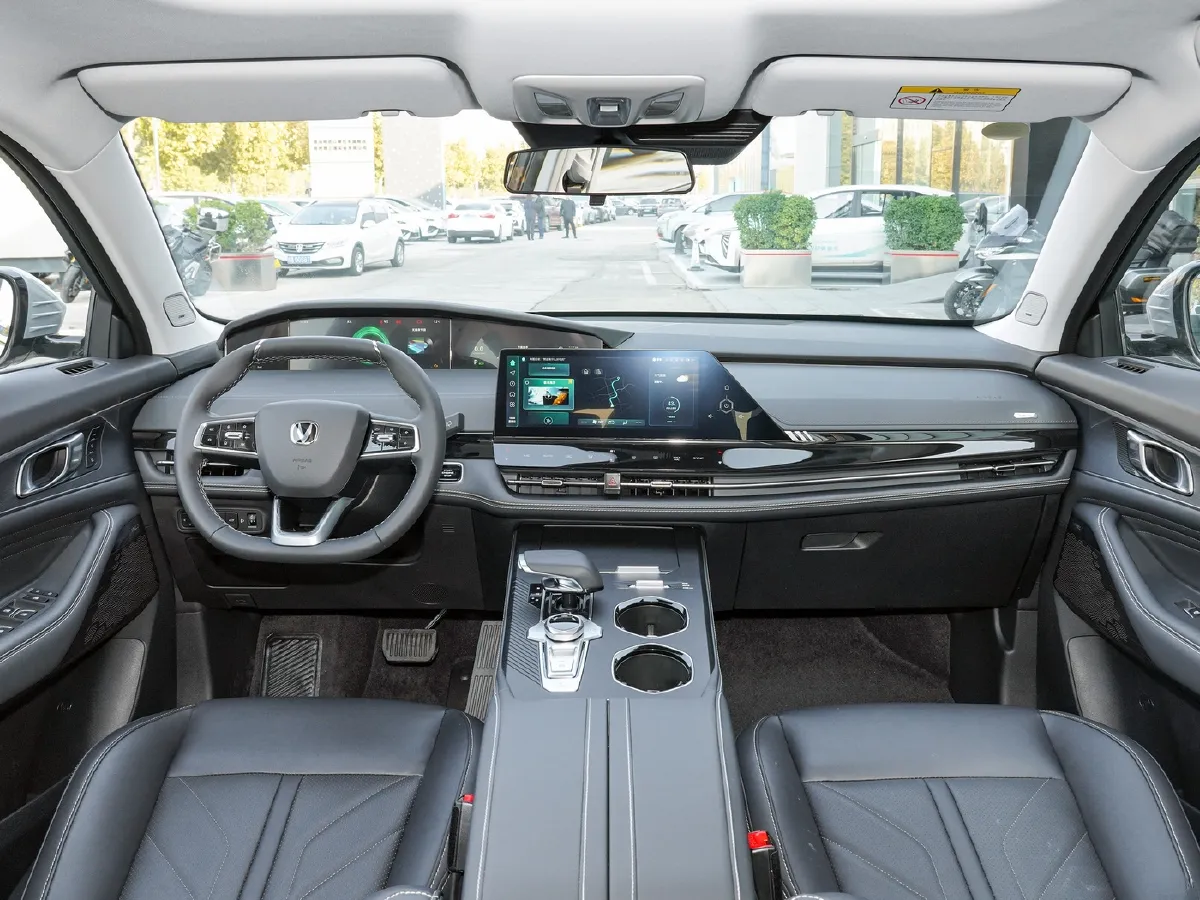 ChangAn UNI-K,autocango,china used car exporter,china ev exporter,chinese used car exporter,chinese used ev exporter