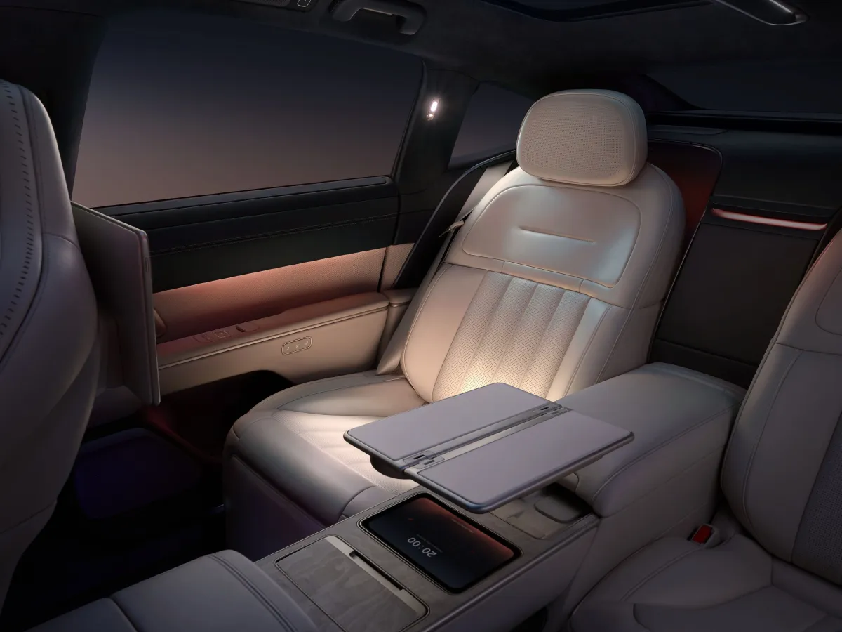 NIO ET9,autocango,china used car exporter,china ev exporter,chinese used car exporter,chinese used ev exporter