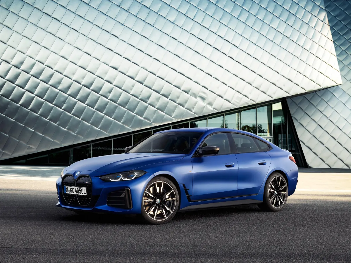 BMW i4,autocango,china used car exporter,china ev exporter,chinese used car exporter,chinese used ev exporter