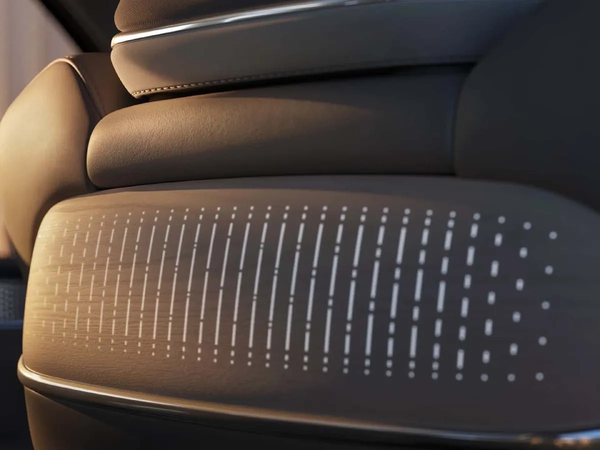 Volvo EM90,autocango,china used car exporter,china ev exporter,chinese used car exporter,chinese used ev exporter