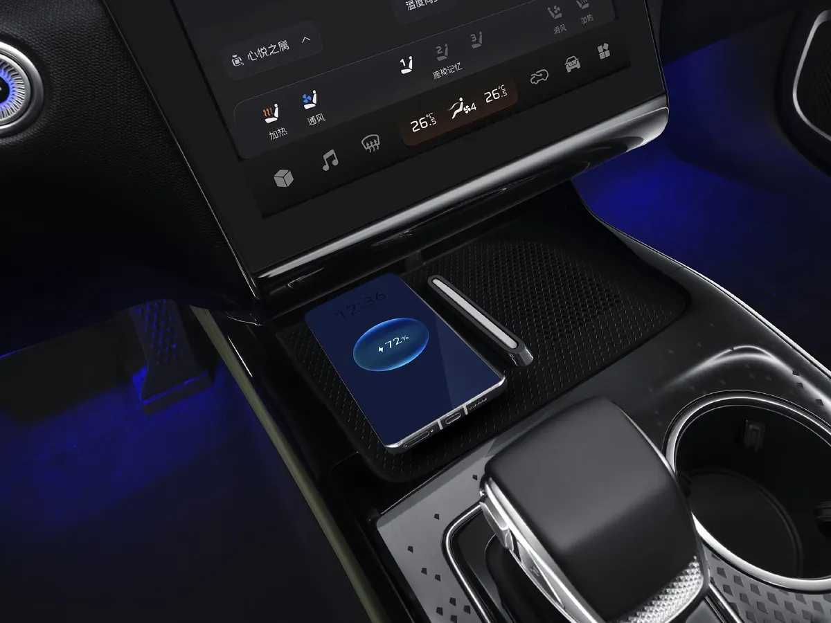 HongQi HS3,autocango,china used car exporter,china ev exporter,chinese used car exporter,chinese used ev exporter