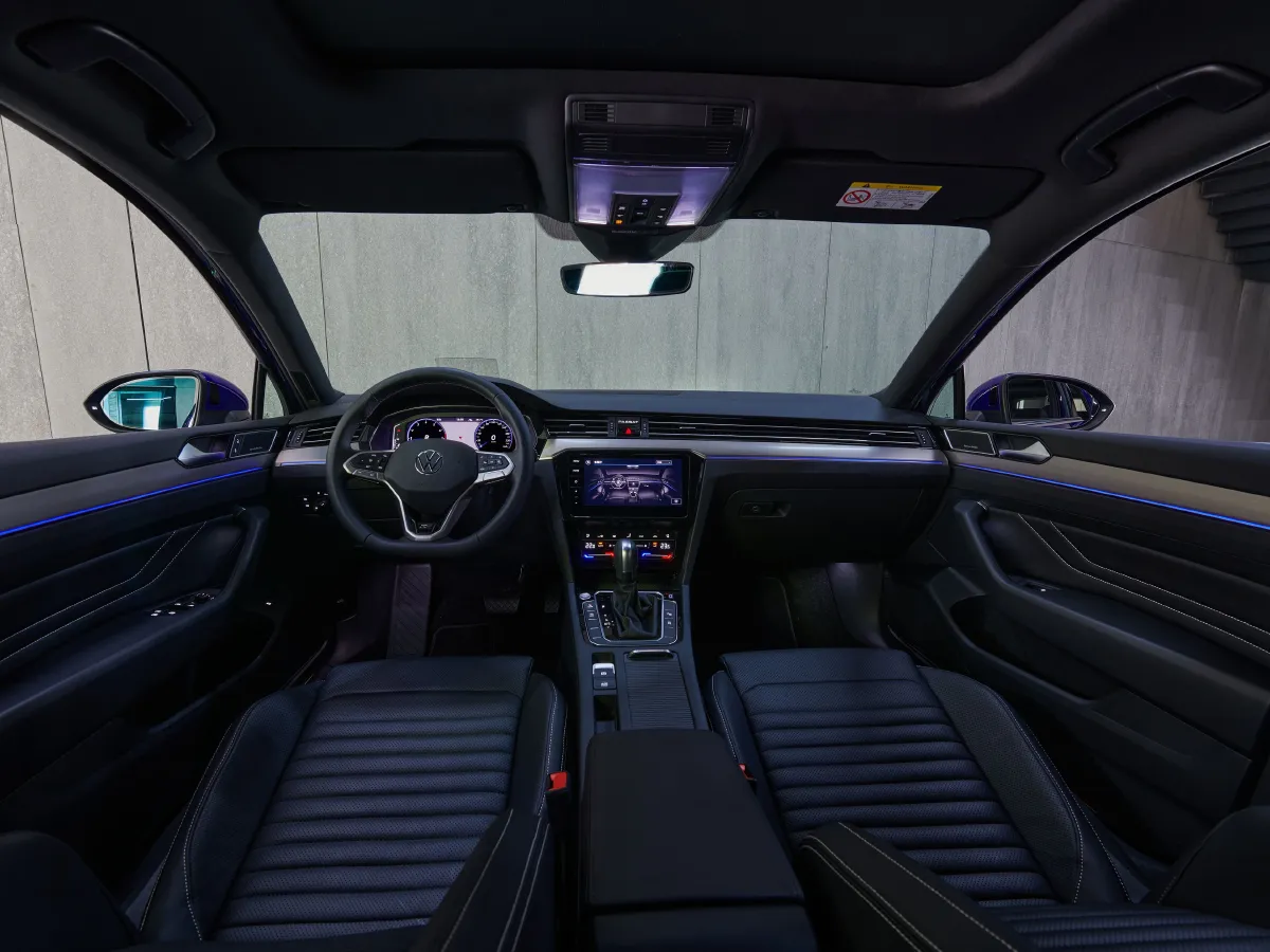 Volkswagen Alltrack,autocango,china used car exporter,china ev exporter,chinese used car exporter,chinese used ev exporter