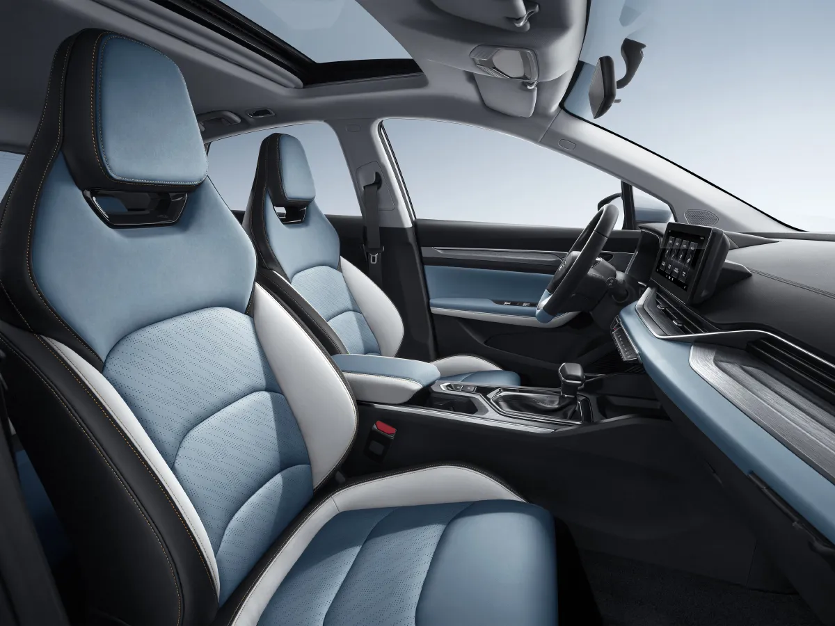 Geely Emgrand S,autocango,china used car exporter,china ev exporter,chinese used car exporter,chinese used ev exporter