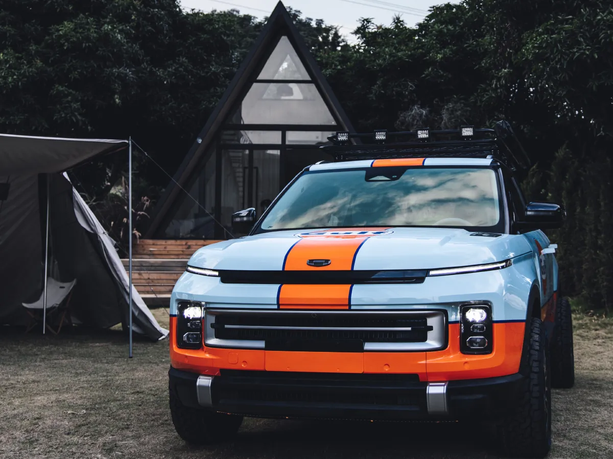 Geely ICON,autocango,china used car exporter,china ev exporter,chinese used car exporter,chinese used ev exporter