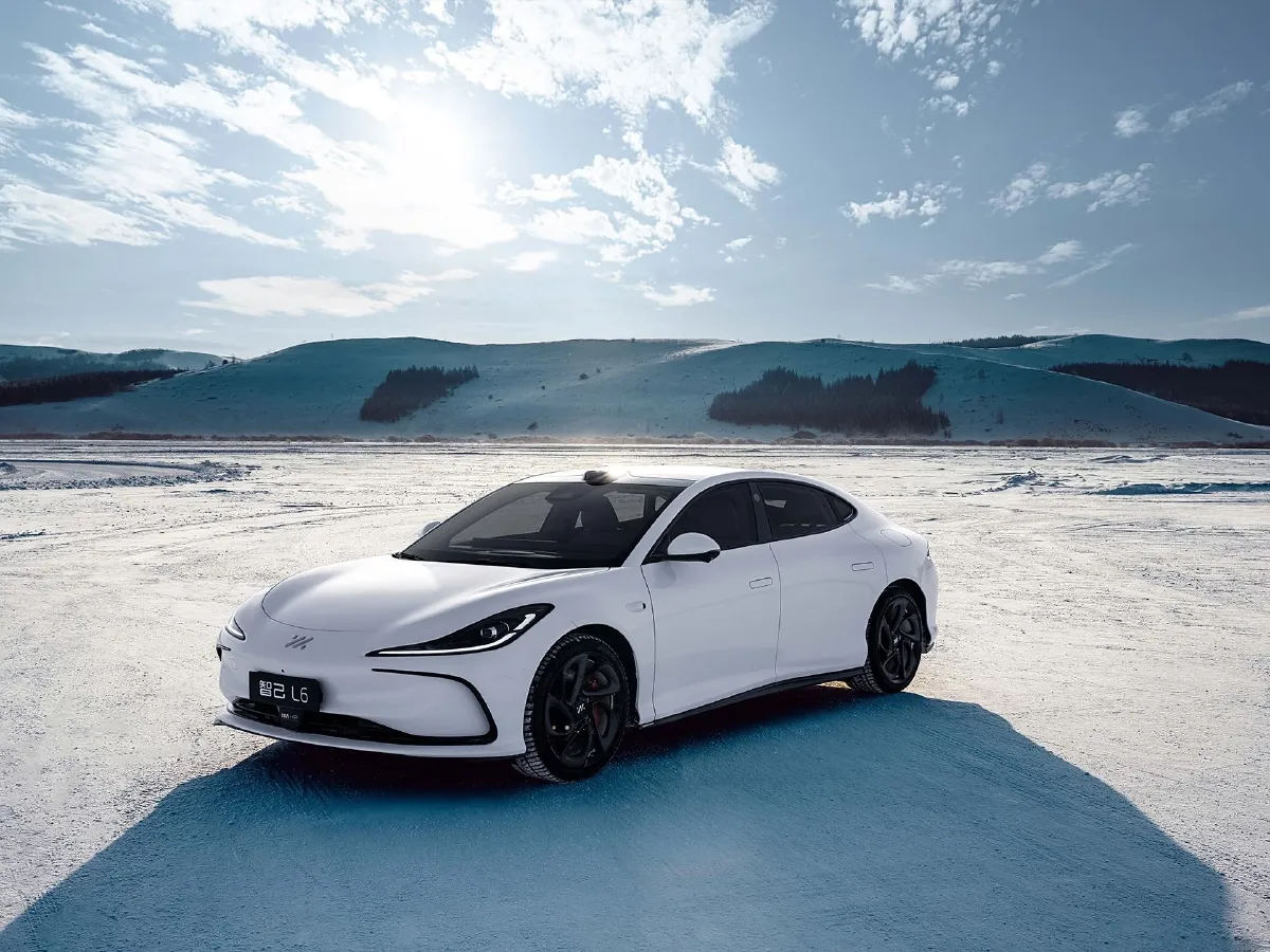 IM L6,autocango,china used car exporter,china ev exporter,chinese used car exporter,chinese used ev exporter