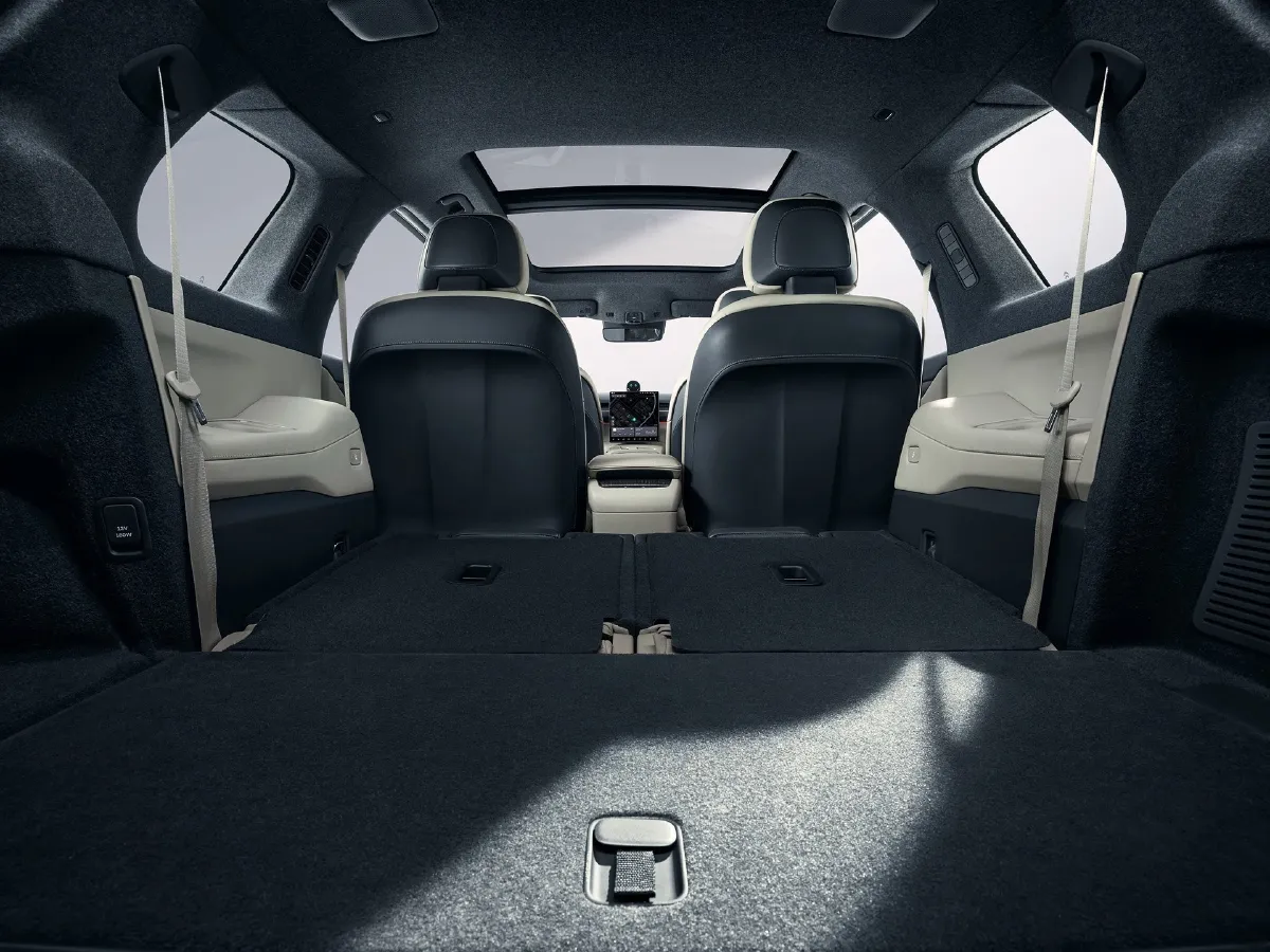 NIO ES8,autocango,china used car exporter,china ev exporter,chinese used car exporter,chinese used ev exporter