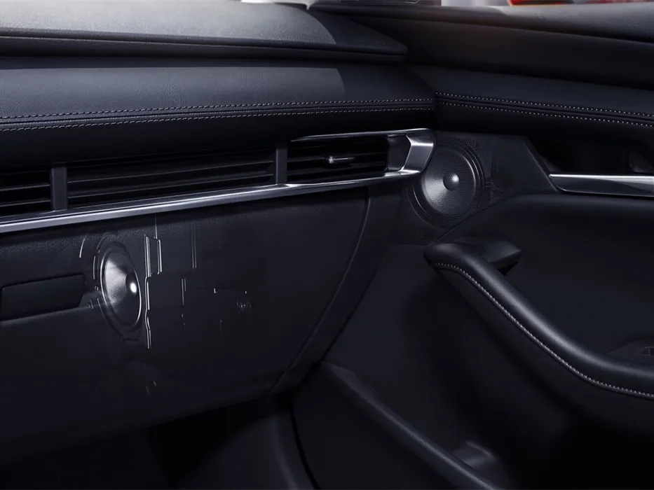 Mazda 3 Axela,autocango,china used car exporter,china ev exporter,chinese used car exporter,chinese used ev exporter