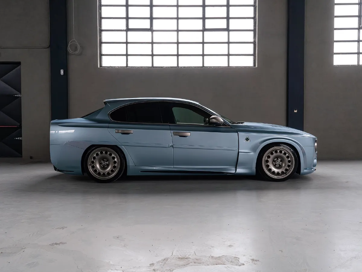 Alfa Romeo Giulia,autocango,china used car exporter,china ev exporter,chinese used car exporter,chinese used ev exporter