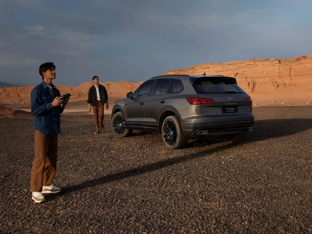 Volkswagen Touareg,autocango,china used car exporter,china ev exporter,chinese used car exporter,chinese used ev exporter