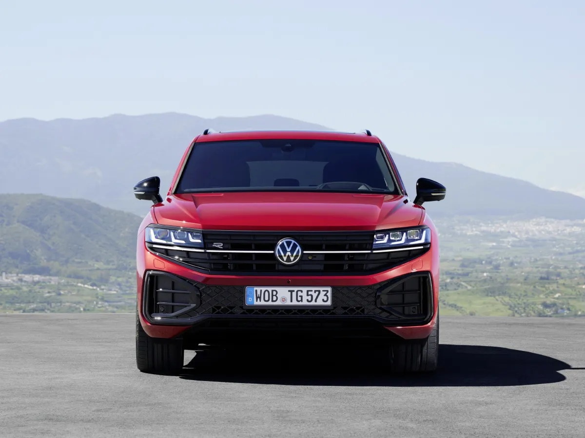 Volkswagen Touareg,autocango,china used car exporter,china ev exporter,chinese used car exporter,chinese used ev exporter