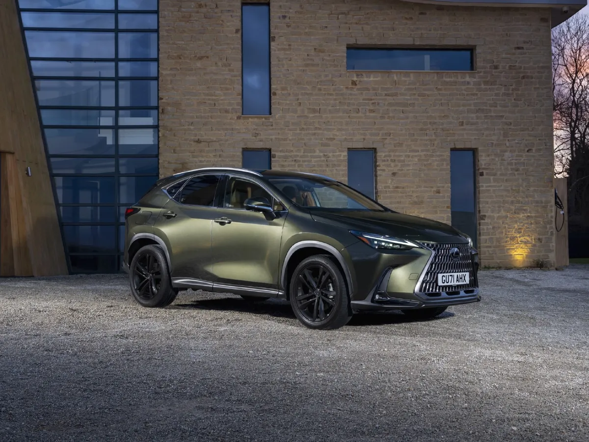 2024 Lexus NX 2.5L 185HP L4 E-CVT PHEV 16KWH,autocango,china used car exporter,china ev exporter,chinese used car exporter,chinese used ev exporter