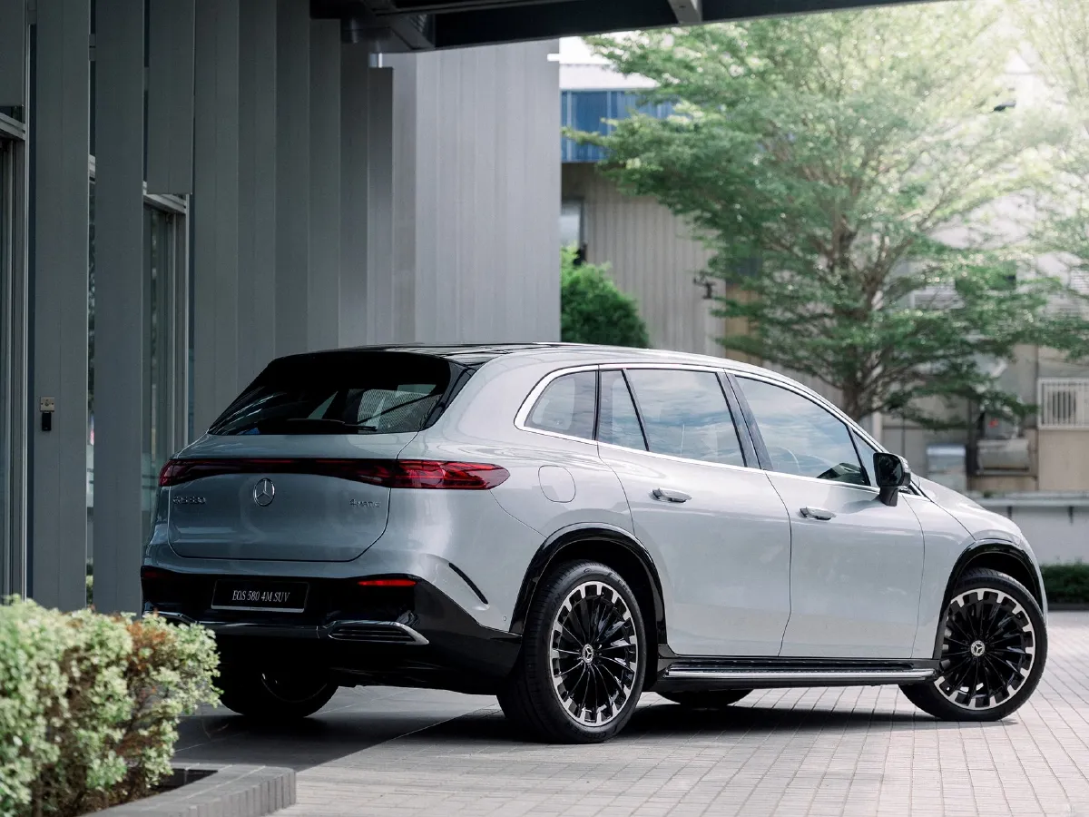 Mercedes-Benz EQS SUV,autocango,china used car exporter,china ev exporter,chinese used car exporter,chinese used ev exporter