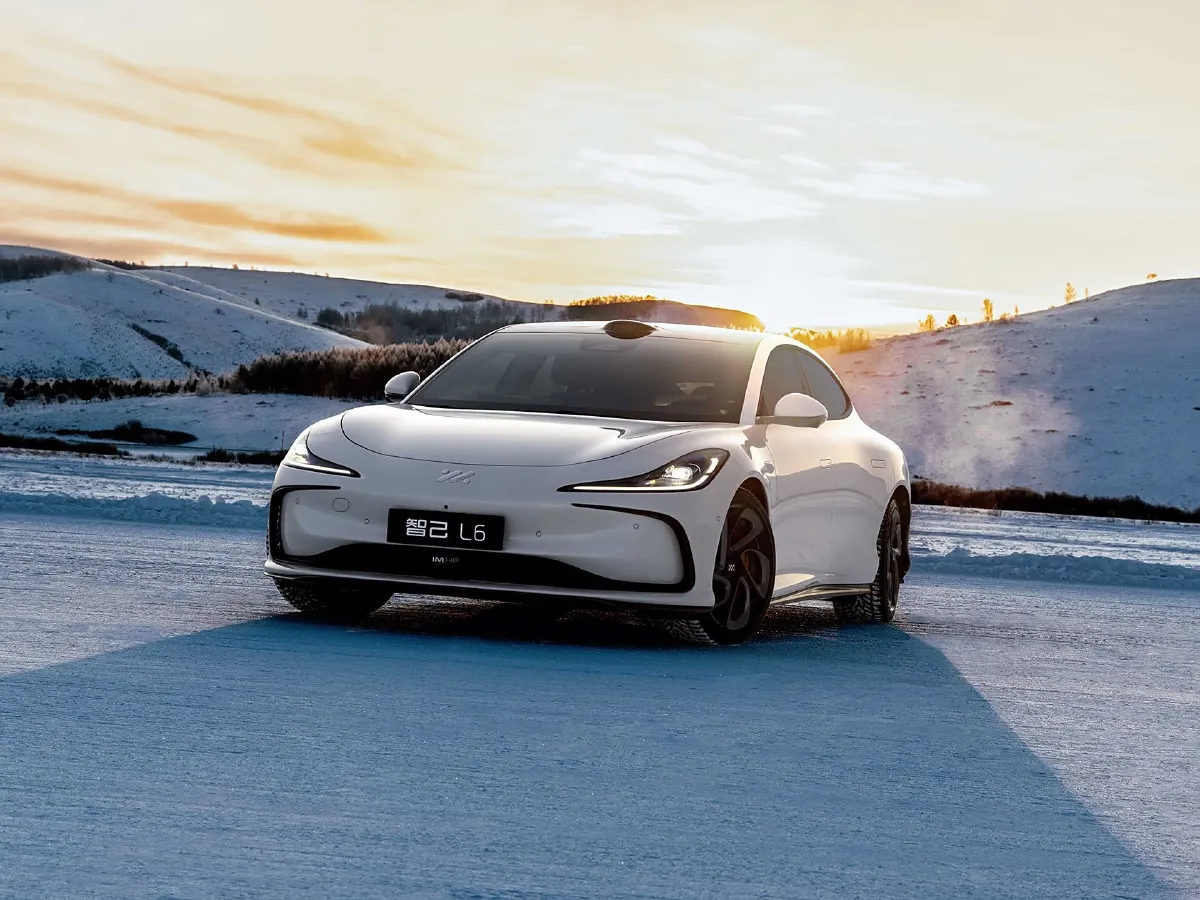 IM L6,autocango,china used car exporter,china ev exporter,chinese used car exporter,chinese used ev exporter