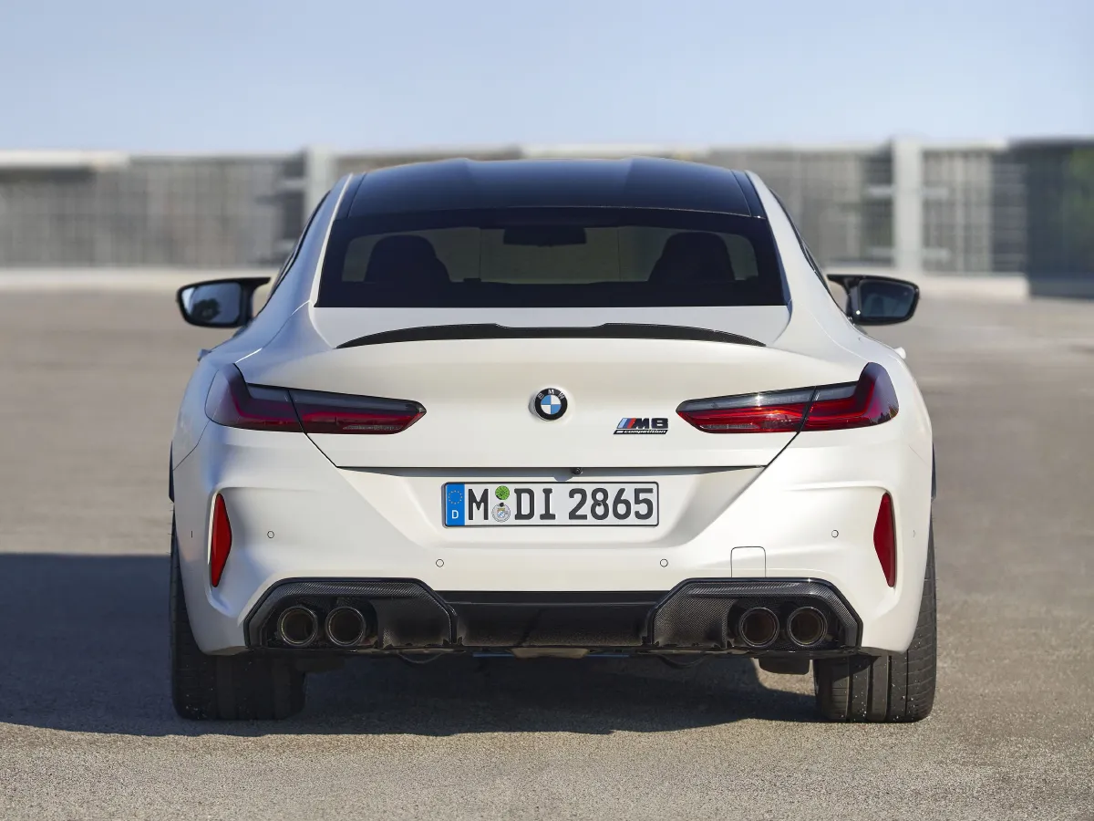 BMW M8,autocango,china used car exporter,china ev exporter,chinese used car exporter,chinese used ev exporter