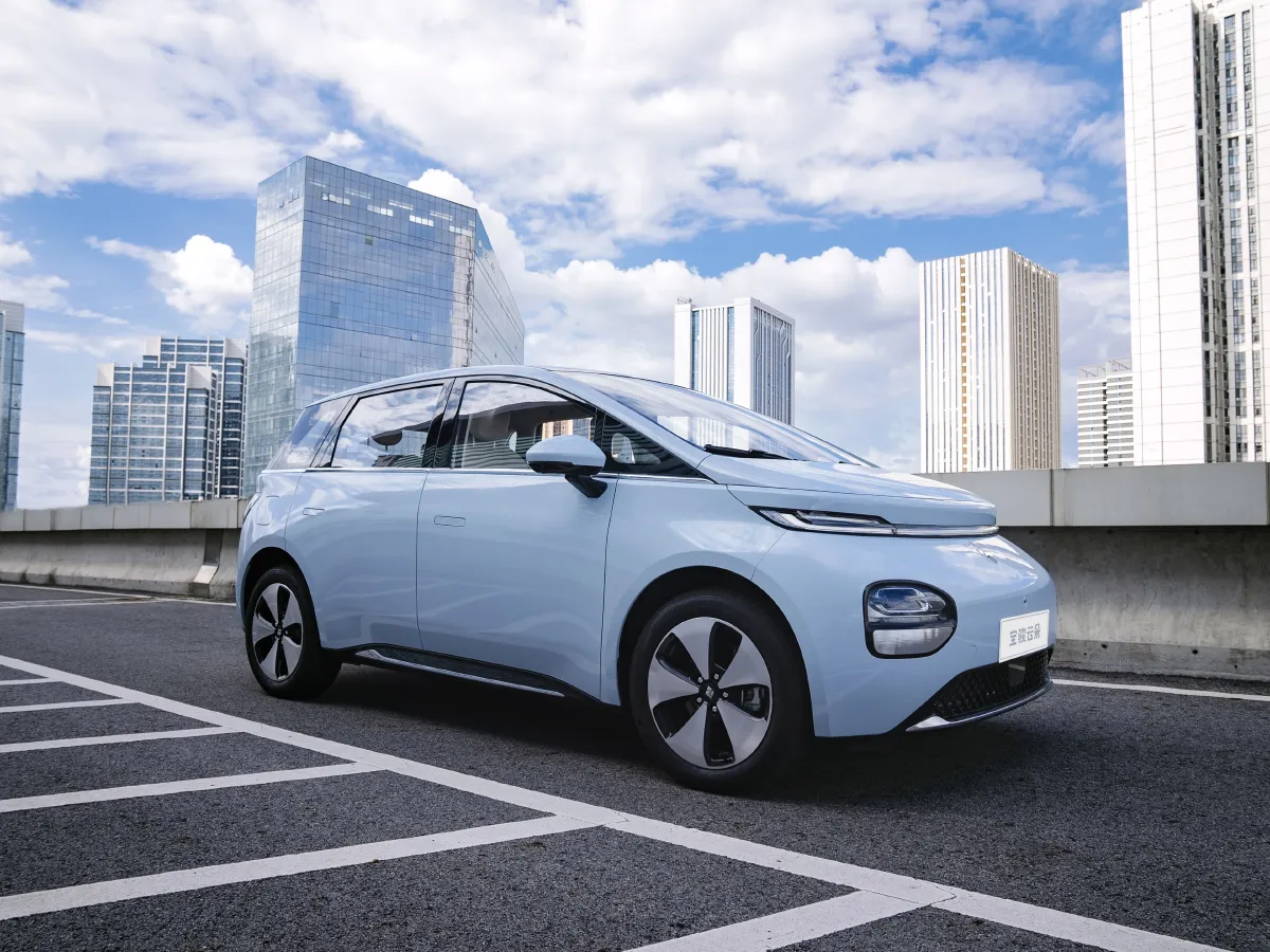 BaoJun Cloud,autocango,china used car exporter,china ev exporter,chinese used car exporter,chinese used ev exporter