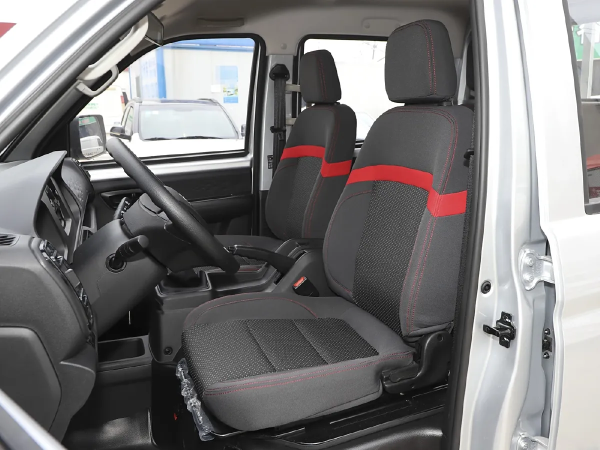 2025 DongFeng DFSK D72 2.0L 143HP L4 5MT,autocango,china used car exporter,china ev exporter,chinese used car exporter,chinese used ev exporter