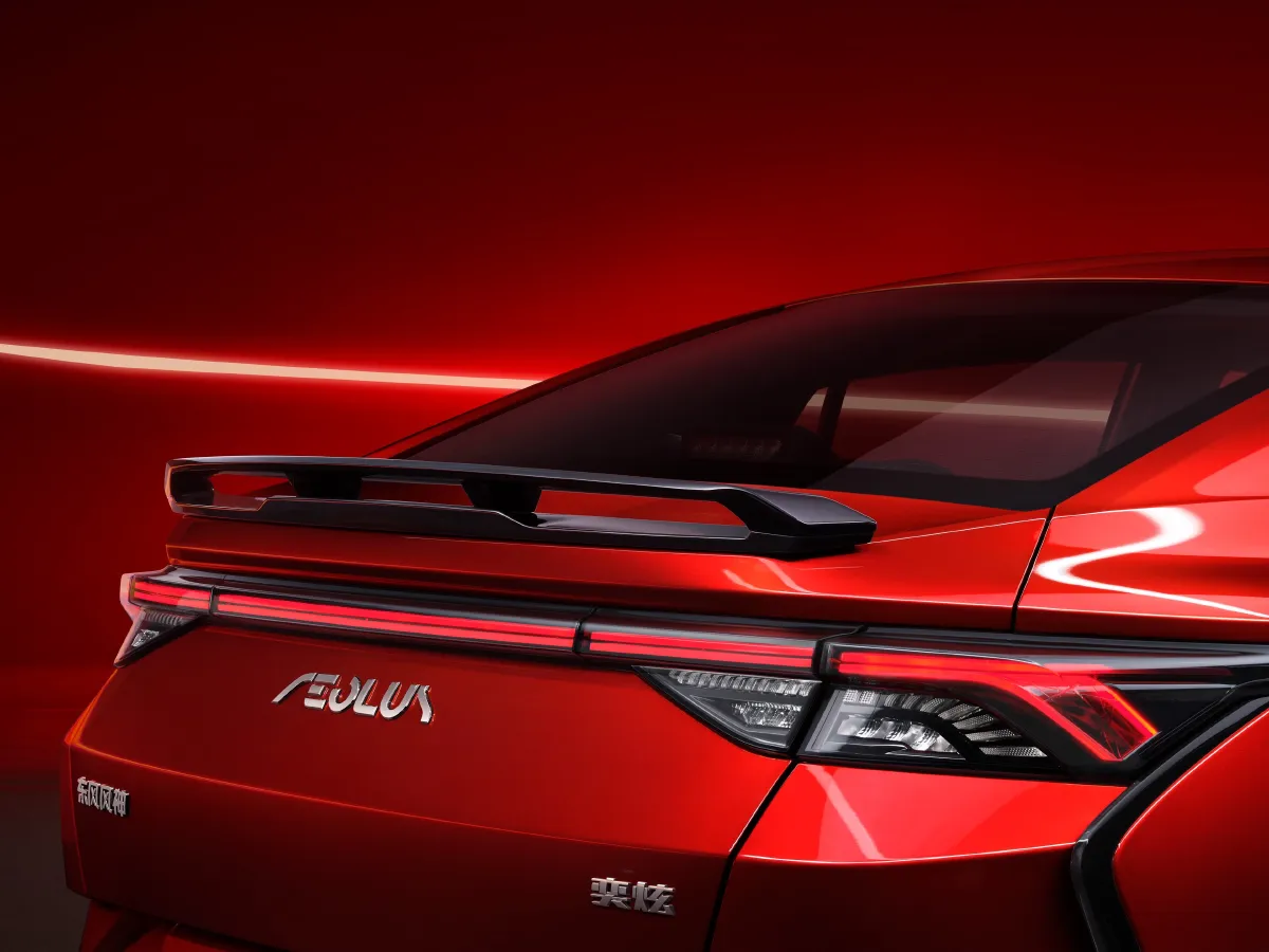 DongFeng Aeolus YiXuan,autocango,china used car exporter,china ev exporter,chinese used car exporter,chinese used ev exporter