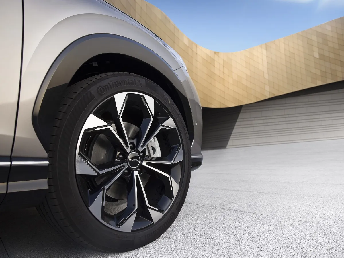 Roewe RX5,autocango,china used car exporter,china ev exporter,chinese used car exporter,chinese used ev exporter