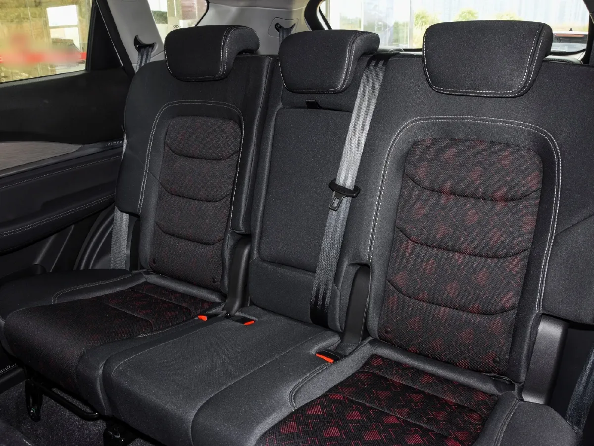 2022 Soueast DX8 1.5T 156HP L4 6MT,autocango,china used car exporter,china ev exporter,chinese used car exporter,chinese used ev exporter