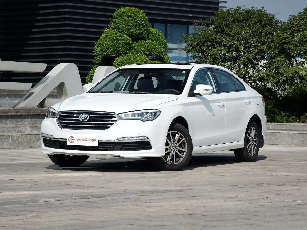 2015 LiFan 820 1.8L 133HP L4 5MT,autocango,china used car exporter,china ev exporter,chinese used car exporter,chinese used ev exporter