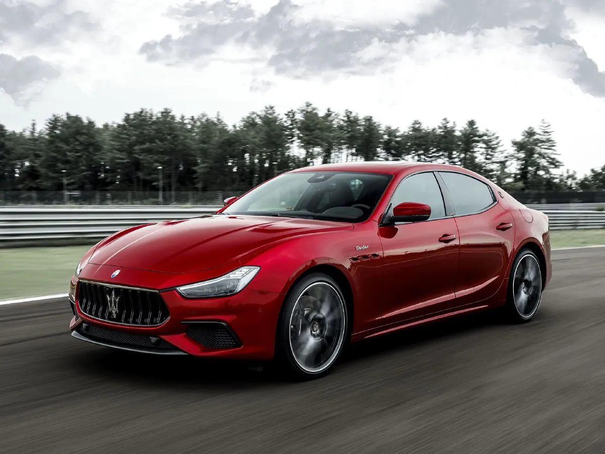 Maserati Ghibli,autocango,china used car exporter,china ev exporter,chinese used car exporter,chinese used ev exporter
