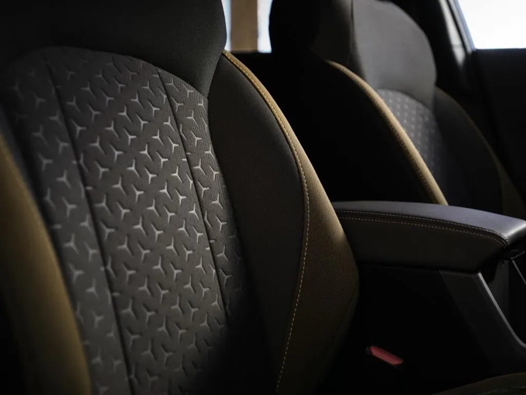 Subaru Crosstrek,autocango,china used car exporter,china ev exporter,chinese used car exporter,chinese used ev exporter