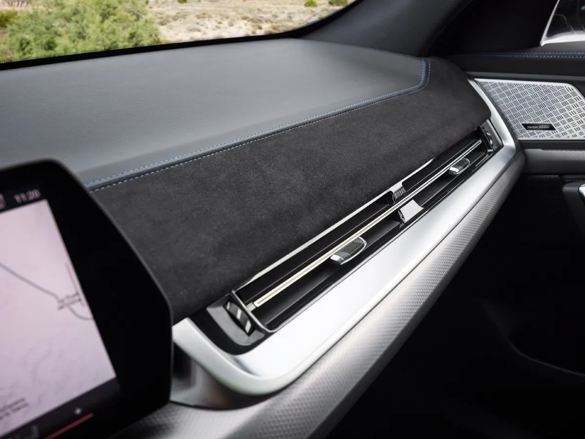 BMW X2,autocango,china used car exporter,china ev exporter,chinese used car exporter,chinese used ev exporter