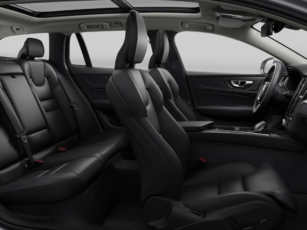 Volvo V60,autocango,china used car exporter,china ev exporter,chinese used car exporter,chinese used ev exporter