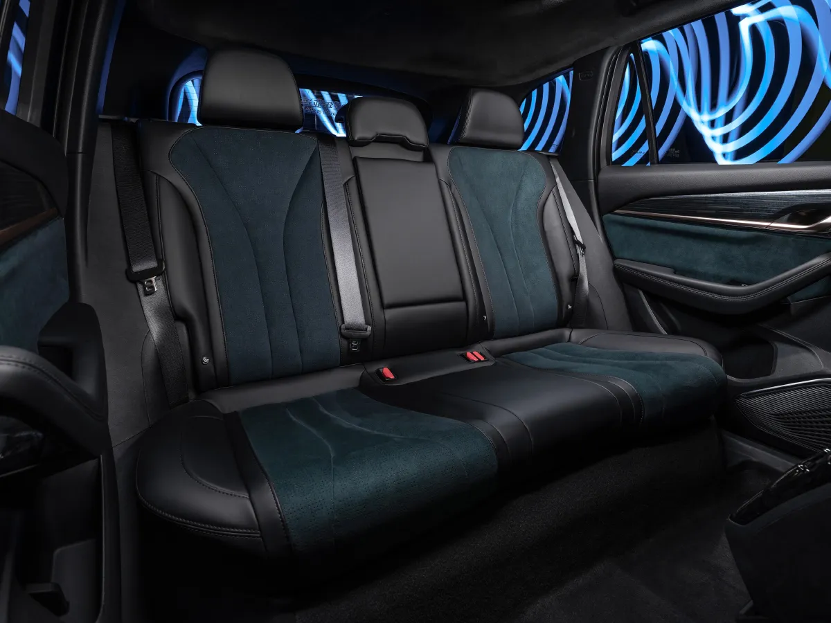 Geely Monjaro,autocango,china used car exporter,china ev exporter,chinese used car exporter,chinese used ev exporter