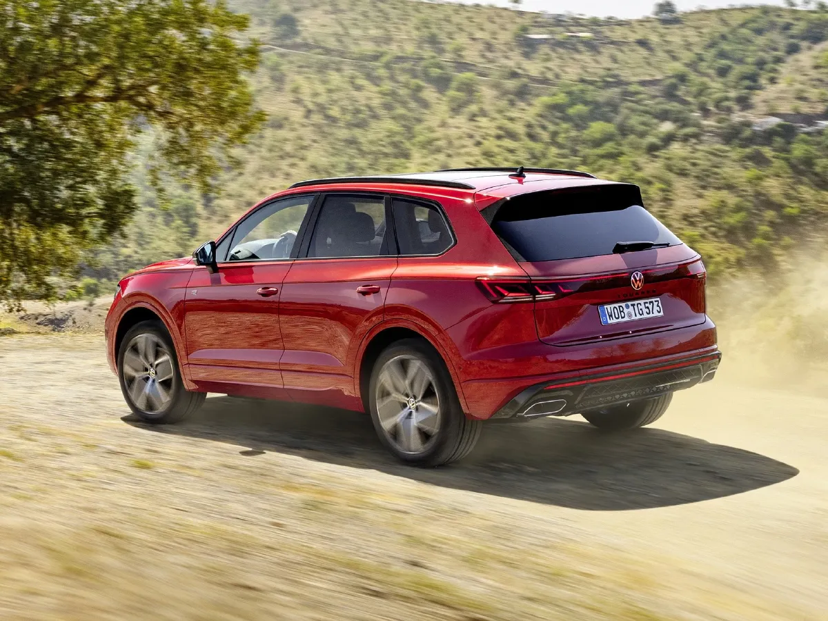 Volkswagen Touareg,autocango,china used car exporter,china ev exporter,chinese used car exporter,chinese used ev exporter