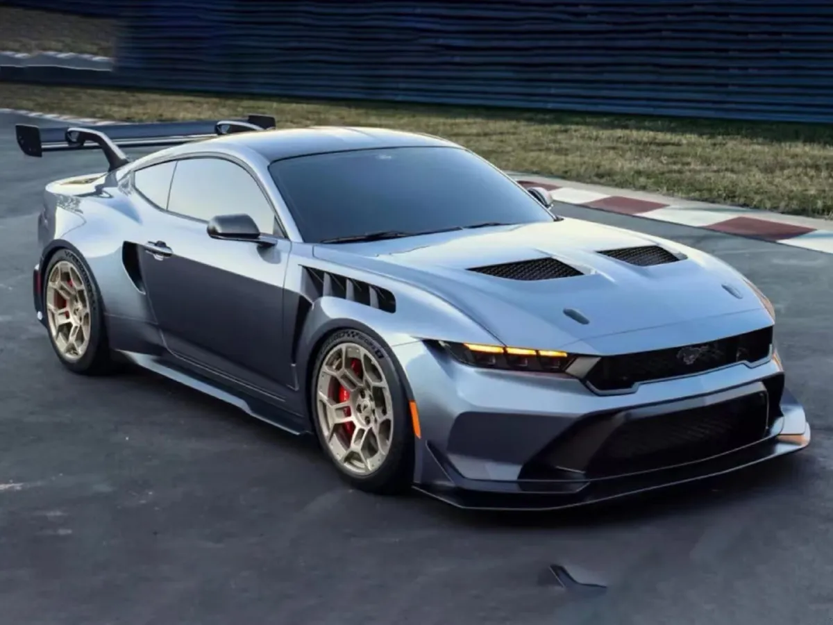 Ford Mustang,autocango,china used car exporter,china ev exporter,chinese used car exporter,chinese used ev exporter