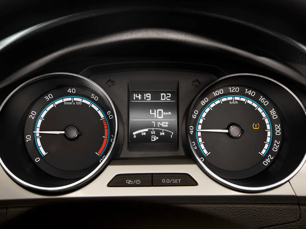 Skoda Rapid,autocango,china used car exporter,china ev exporter,chinese used car exporter,chinese used ev exporter