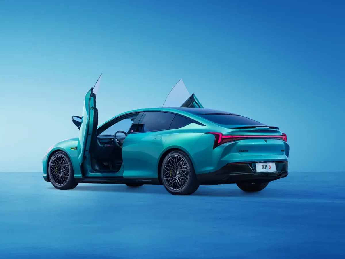 Neta S,autocango,china used car exporter,china ev exporter,chinese used car exporter,chinese used ev exporter