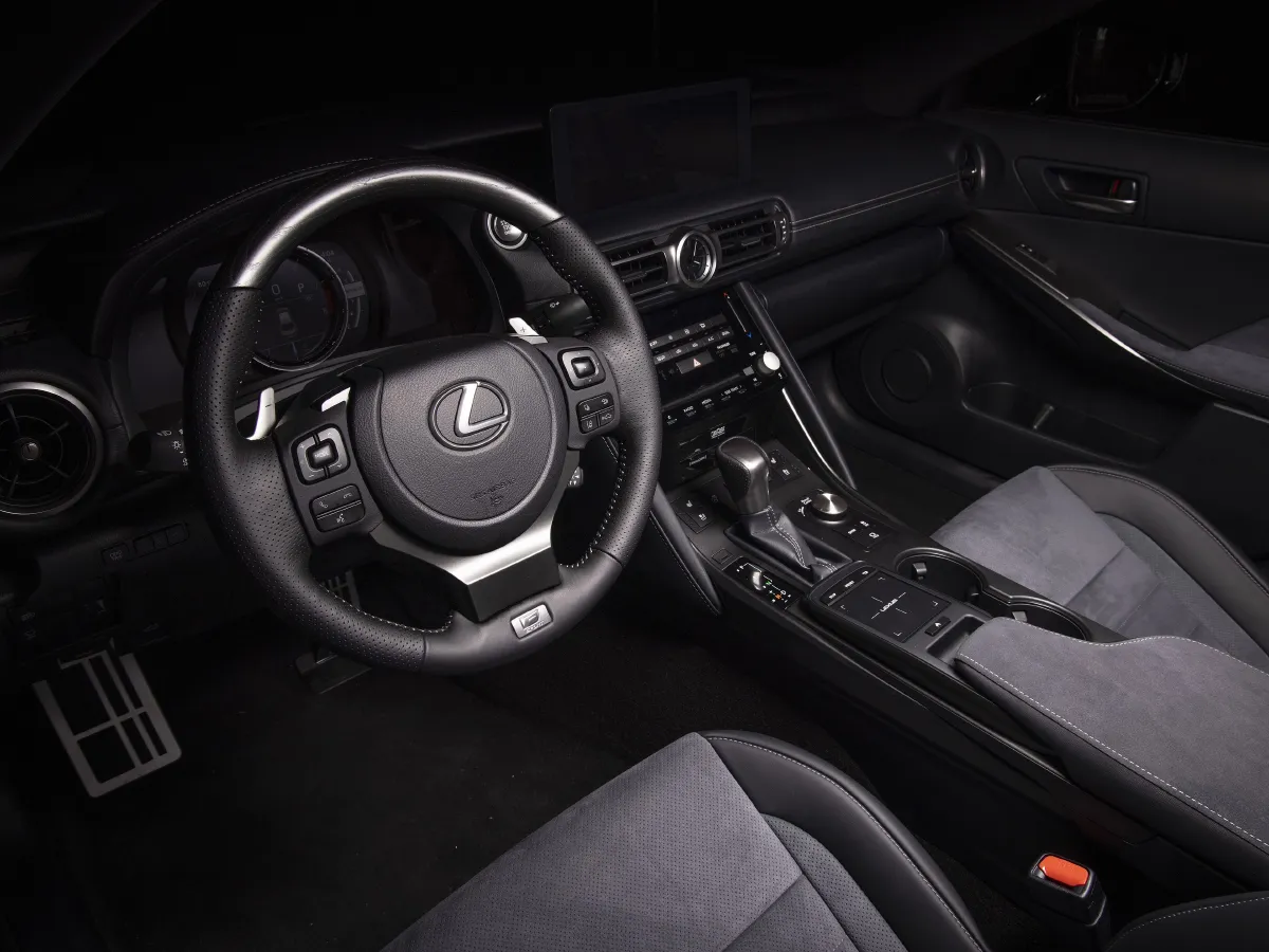 Lexus IS,autocango,china used car exporter,china ev exporter,chinese used car exporter,chinese used ev exporter