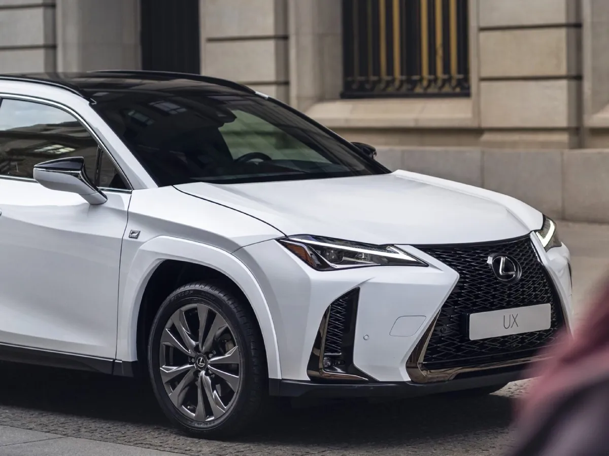 Lexus UX,autocango,china used car exporter,china ev exporter,chinese used car exporter,chinese used ev exporter