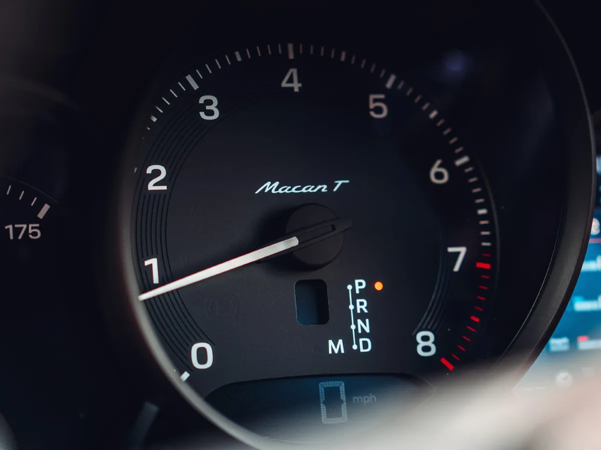 Porsche Macan,autocango,china used car exporter,china ev exporter,chinese used car exporter,chinese used ev exporter