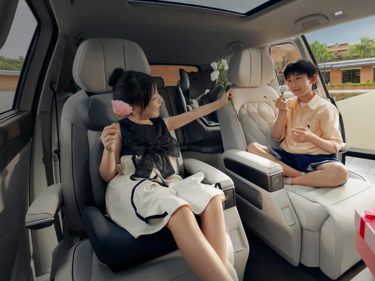 Volkswagen Viloran,autocango,china used car exporter,china ev exporter,chinese used car exporter,chinese used ev exporter