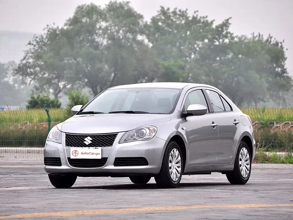 Suzuki Kizashi,autocango,china used car exporter,china ev exporter,chinese used car exporter,chinese used ev exporter