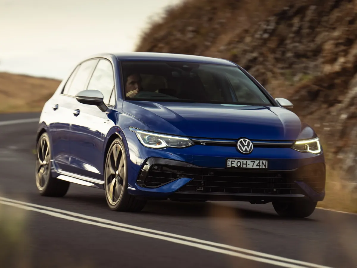 2011 Volkswagen Golf 2.0T 256HP L4 6DCT,autocango,china used car exporter,china ev exporter,chinese used car exporter,chinese used ev exporter