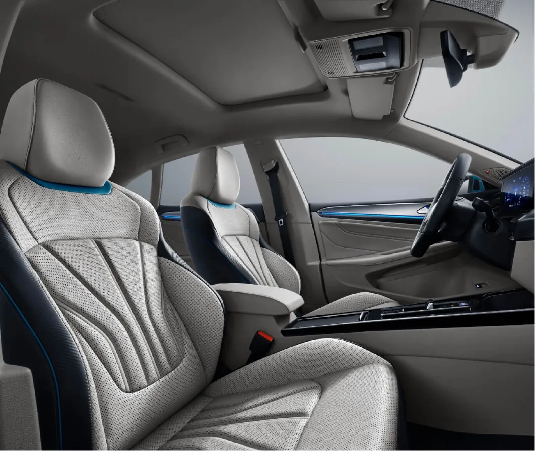 Volkswagen Lamando,autocango,china used car exporter,china ev exporter,chinese used car exporter,chinese used ev exporter