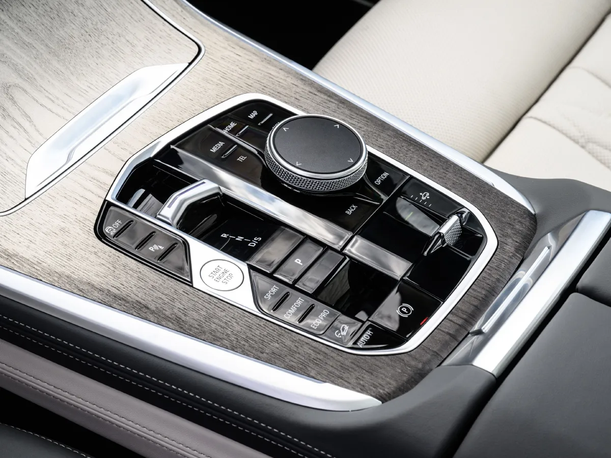 BMW X7,autocango,china used car exporter,china ev exporter,chinese used car exporter,chinese used ev exporter