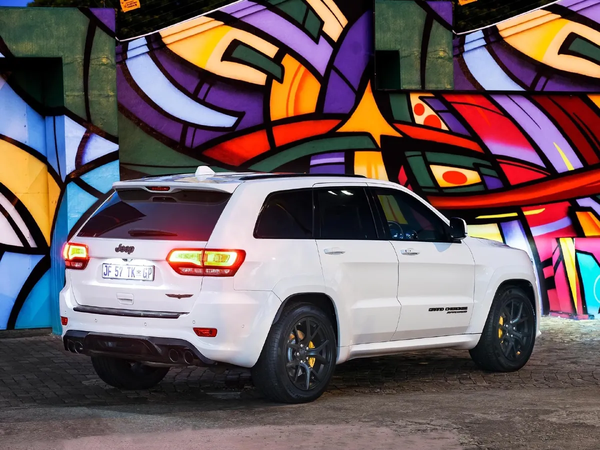 Jeep Grand Cherokee,autocango,china used car exporter,china ev exporter,chinese used car exporter,chinese used ev exporter